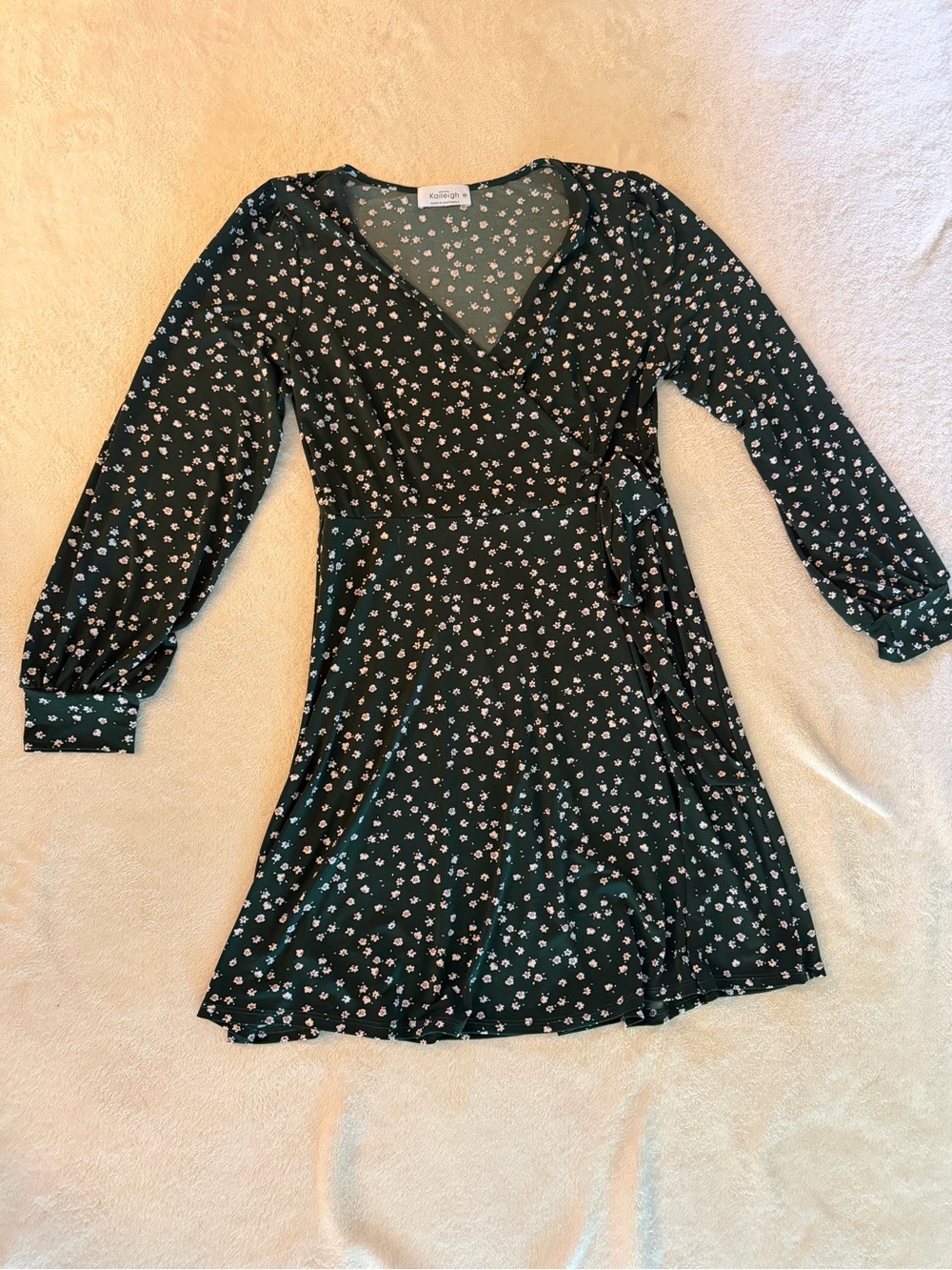 Kaileigh Medium Petite Green Floral Faux Wrap Fit & Flare Dress – MP